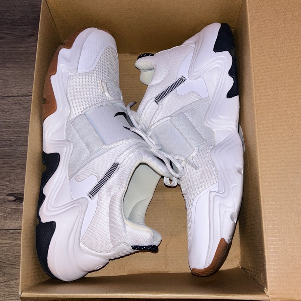 Champion Men Sneakers Size 10
